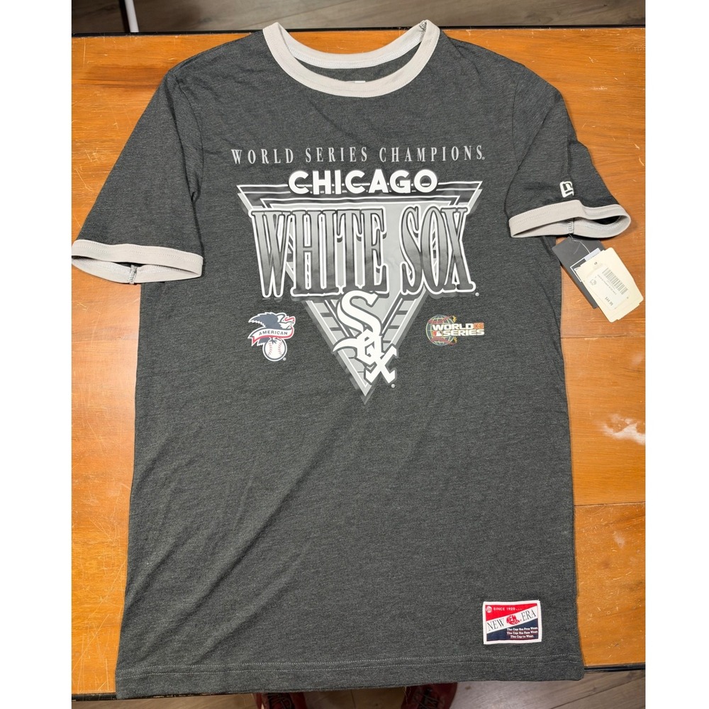 NWT New Era Chicago White Sox T-Shirt Men S Grey 2005 World Series Champions